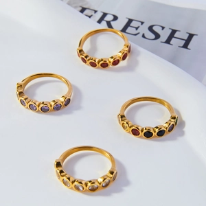 Eleganti anelli impilabili placcati oro 18K con pietre di zircone colorate stile francese