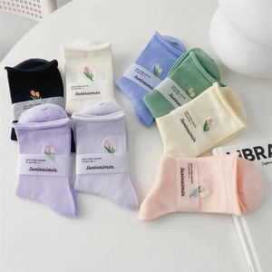 Women Crew Socks Combed Cotton Breathable Tulip Flower Embroidery Roll Top Japanese Style Macaron Colors Soft Knit
