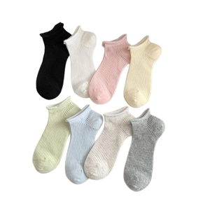 Solid color combed cotton ankle socks with rolled edges and breathable mesh knit design
