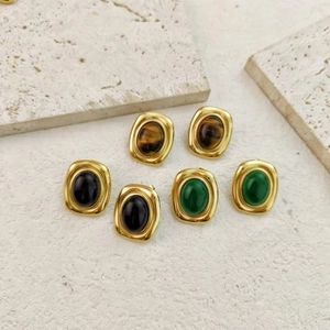 Retro-Ohrstecker aus 18k vergoldetem Edelstahl mit schwarzem Onyx und Tigerauge-Inlay