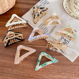 French style hollow triangle hair clips in various marble and leopard patterns