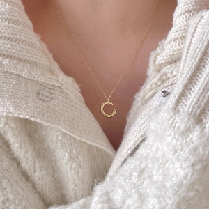 Elegant 925 sterling silver gold-plated necklace with a polished letter C pendant charm