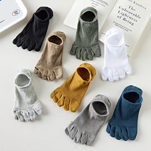 Men's low cut five-finger socks in eight assorted colors with breathable knit texture