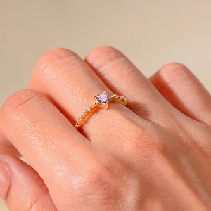 Adjustable S925 silver ring with pink heart-shaped zircon and small side stones