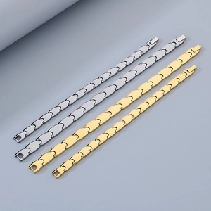 Minimalist tungsten steel magnetic link bracelets for men in gold and silver finish