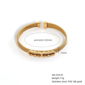 Detailed view of 18k gold plated cable bracelet showing dimensions and sparkling rhinestones