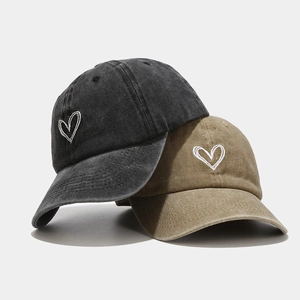 Washed Cotton Baseball Cap Herz Bestickt Vintage Distressed Verstellbar Sonnenhut Lässig Retro Streetwear Herren Damen