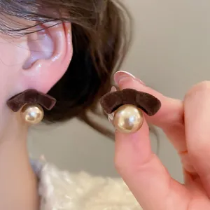 Vintage Flocking Bow Knot Stud Earrings With Imitation Artificial Pearl And 925 Sterling Silver Earring Post For Women Elegant
