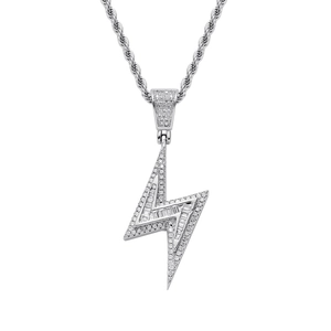 Pendentif éclair en argent avec oxydes de zirconium et chaîne torsadée style hip-hop