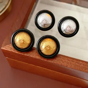Retro Round Stud Earrings Alloy Hammered Texture With Silver Earring Post Vintage French Style Button Jewelry For Women