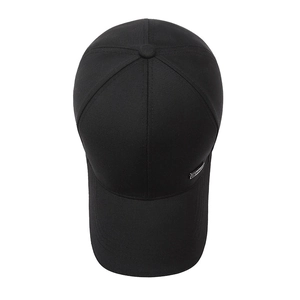 Klassische schwarze Baseballkappe für Herren aus Baumwolltwill mit silbernem Metallakzent