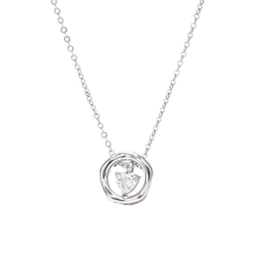 Collier en acier titane avec pendentif cœur en zircon dans un cercle de Moebius irrégulier