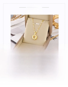Detailed parameter info of gold titanium steel necklace with rotating flower pendant