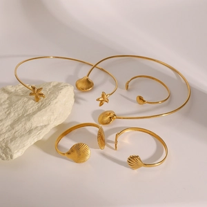 Minimalist 18k gold stainless steel open bangle and necklace with starfish seashell pendants