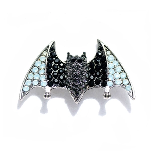 Bat Animal Brooch Alloy Rhinestone Gothic Halloween Vintage Dark Style Pin For Suit Coat Unisex Jewelry Accessory
