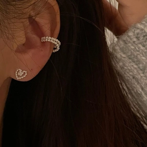 Minimalist S925 silver beaded heart stud and double-layered round bead ear cuff set