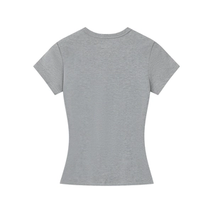Detail view of the back side of a slim fit gray athletic T-shirt in soft jersey fabric