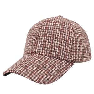 Classic houndstooth baseball cap in brown and beige with a curved brim for women