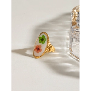 18k gold-plated stainless steel ring with real dried flowers in round ripple frame