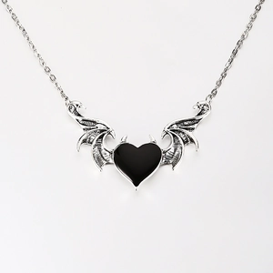 Collier gothique punk avec pendentif ailes de diable et cœur noir sur chaîne argent