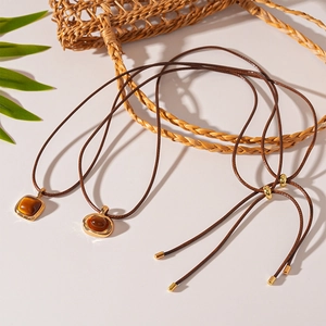 Vintage Long Pendant Necklace Alloy Brown Resin Oval Square Geometric Adjustable Faux Leather Cord Fashion For Women