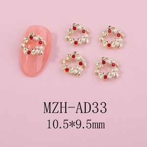 Macro de breloques à ongles couronne de Noël dorées avec strass rouges et perles