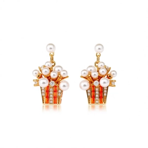 Chic gold-plated earrings with popcorn design using white pearls and red striped details