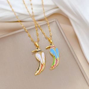 Luxury woodpecker bird necklaces with colorful enamel and diamonds in gold finish