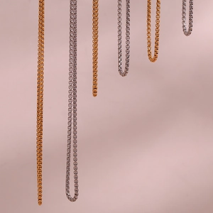 Detailed comparison of gold and silver stainless steel box chain necklaces in various lengths