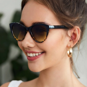 Vintage Cat Eye Sunglasses UV400 Protection PC Frame AC Lens Retro Fashion Travel Eyewear For Men Women Outdoor
