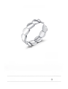 Macro detail of irregular S925 sterling silver scale ring with dimensions and weight info