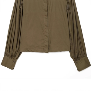 Army green poplin shirt featuring stylish puff sleeves and detailed pleats on sleeves