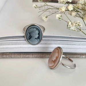 925 silver adjustable cameo ring with vintage relief portrait in grey and pink