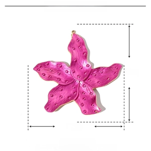 Detailed parameter view of pink enamel starfish pendant with size and weight specs