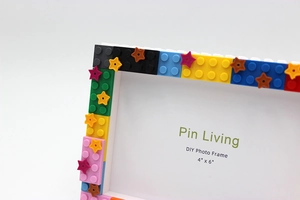Detailed close-up of colorful interlocking brick corners for 4x6 DIY photo frames