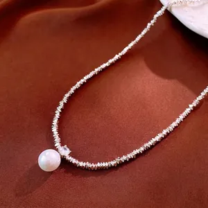 Collier en perles d'argent vintage avec pendentif perle blanche et pierre de zircon