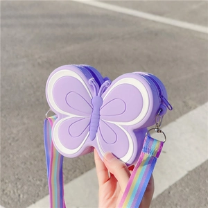 Joli sac bandoulière papillon violet en silicone pour fille avec une sangle arc-en-ciel