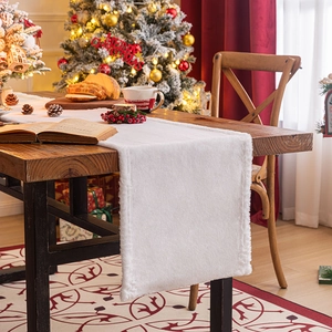 Christmas White Plush Table Runner Faux Fur Winter Holiday Home Decor Modern Simple Rectangular Soft Tassel Decoration