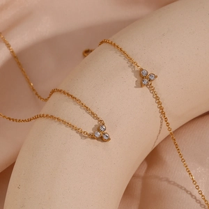 Minimalist Stainless Steel Lotus Pendant Bracelet For Women Gold Plated Rhinestone Inlaid Fashion Jewelry Charm Bracelet
