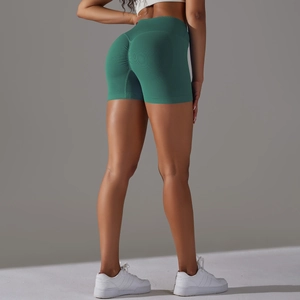 Dettaglio degli shorts da yoga senza cuciture scrunch butt in tessuto a coste