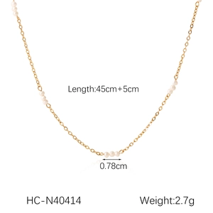 Detail view of freshwater pearl necklace showing 45cm chain length and 2.7g weight