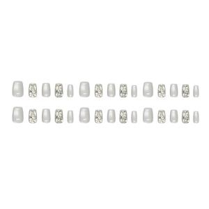 Sparkling cat-eye press-on nails set with glitter and pearlescent finish in light grey