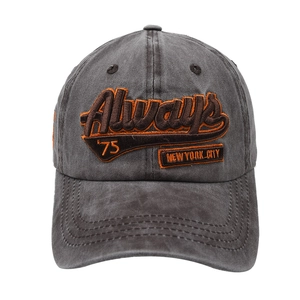 Berretto da baseball grigio lavato con toppa vintage New York City e ricamo a rilievo
