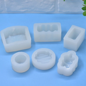 6-piece set of white translucent silicone molds in bear and toast shapes for DIY baking