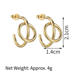 Detail view of 14K gold-plated irregular earrings with dimensions 2.1cm and 4g net weight