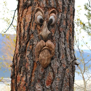 Realistic Resin Tree Face Decor Luminous Funny Old Man Tree Monster Sculptures For Outdoor Garden Yard Art Halloween Easter Decoration