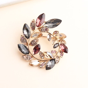 Elegant Floral Wreath Brooch Pin With Marquee Cut Crystals And Rhinestones Alloy Vintage Jewelry For Women