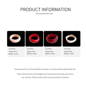 Détails de bracelets épais en acrylique en rose, rouge, bordeaux et blanc ivoire