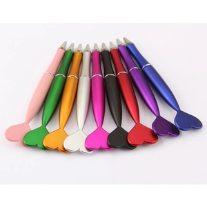 Detailed fan-shaped arrangement of colorful heart-top creative ballpoint pens set