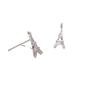 Minimalist 925 silver Eiffel Tower stud earrings in a polished silver finish for women